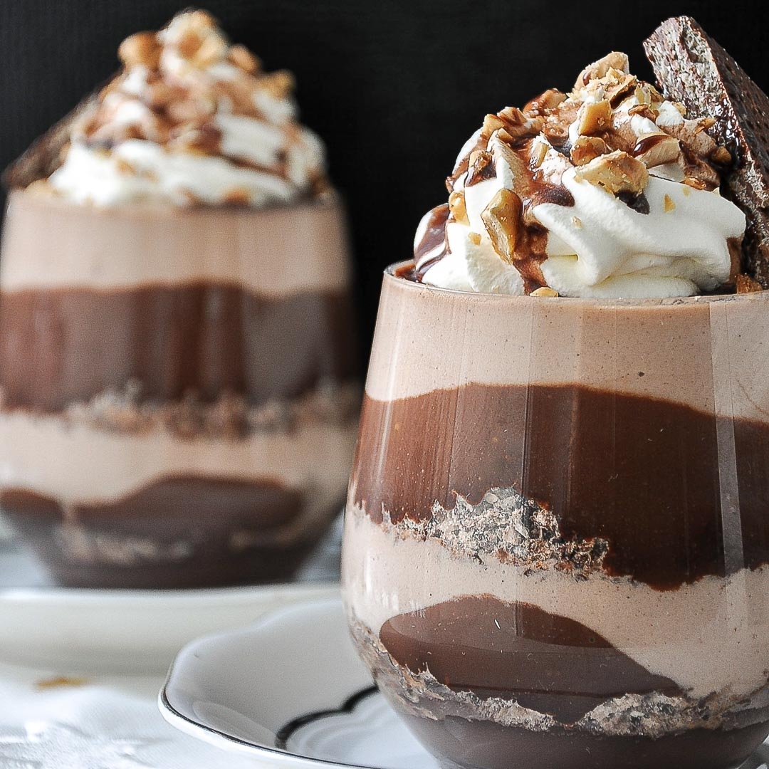 No-bake-chocolate-hazelnut-dessert-in-a-glass-1-2.jpg